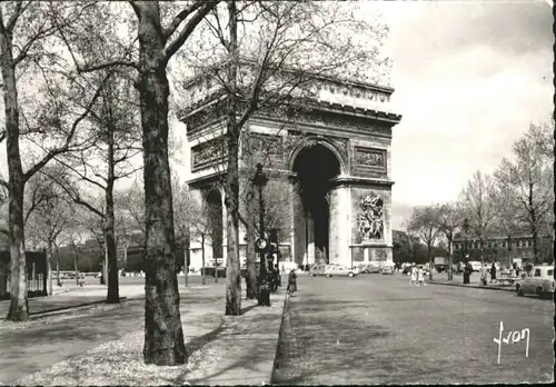 Paris Paris L'Arc de Triomphe de l'Etoile x / Paris /Arrond. de Paris