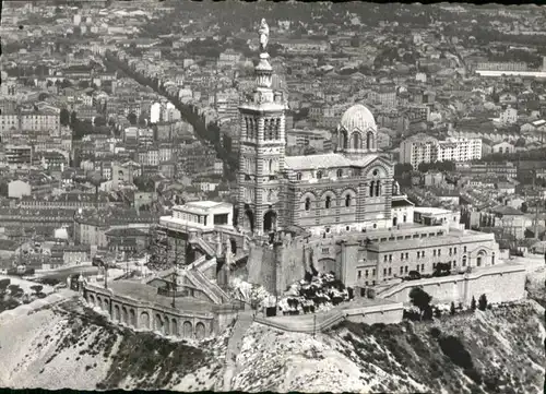 Marseille Marseille  Fliegeraufnahme Basilique de Notre Dame de la Garde * / Marseille /Arrond. de Marseille