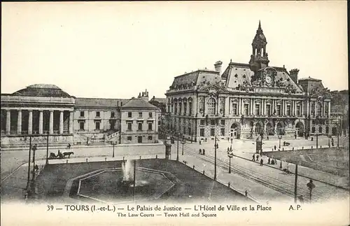 Tours Palais de Justice Hotel de Ville et la Place Kutsche Springbrunnen Kat. Tours