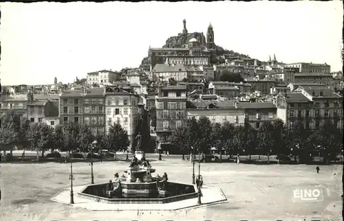 Le Puy-en-Velay Place Breuil Fontaine Crozatier Brunnen Kat. Le Puy-en-Velay