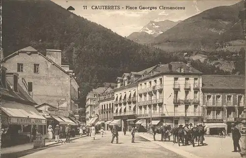 Cauterets Place Georges Clemenceau Pferd Kat. Cauterets