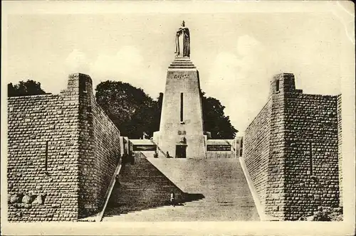Verdun Ariege Monument Victoire Kat. Verdun