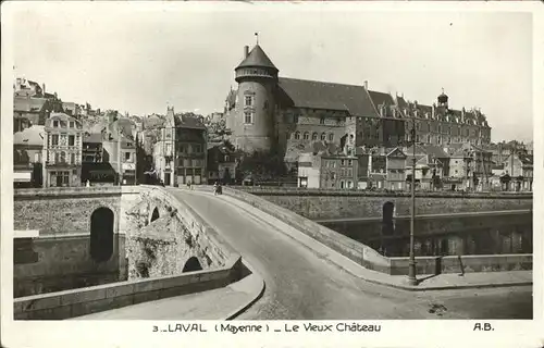 kk12095 Laval Mayenne Le vieux chateau pont Schloss Bruecke Kategorie. Laval Alte Ansichtskarten