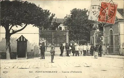 kk12685 Fontainebleau Seine et Marne Caserne d Infanterie Kategorie. Fontainebleau Alte Ansichtskarten