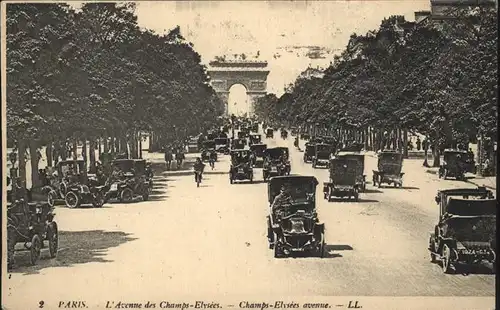 Paris L Avenue des Champs Elysees Arc de Triomphe Kat. Paris