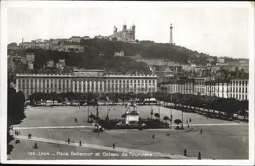 Lyon France Place Bellecour et Coteau de Fourviere Monument Chateau Kat. Lyon