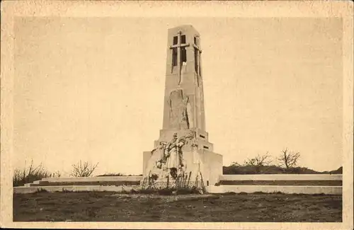 Vauquois Monument eleve a la memoire des "Poilus" Kriegerdenkmal 1. Weltkrieg Kat. Vauquois