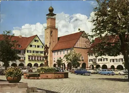 Freudenstadt Schwarzwald Marktplatz Rathaus Neptunbrunnen Autos Kat. Freudenstadt