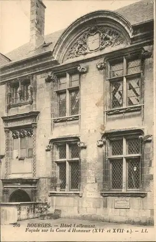 Bourges Hotel Lallemant Facade sur la Cour d'Honneur *