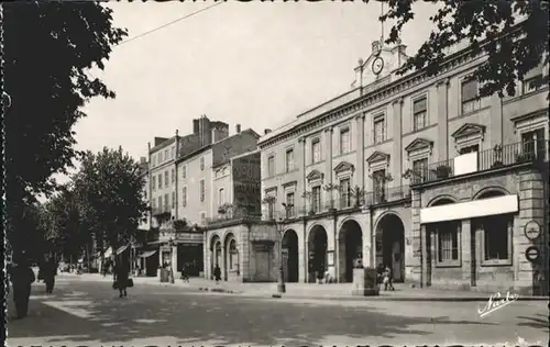 Cahors Boulevard Gambetta Mairie *