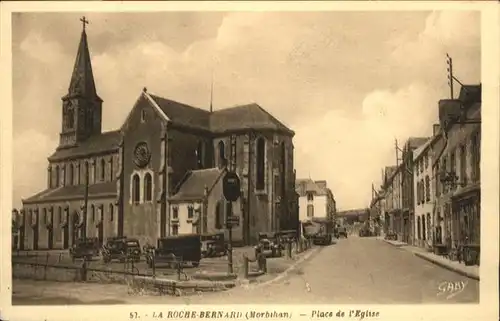 La Roche-Bernard Place de l'Eglise *