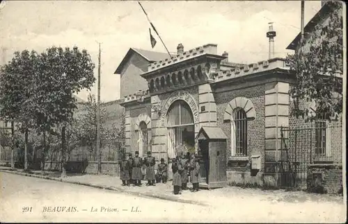 Beauvais Prison Gefaengnis x