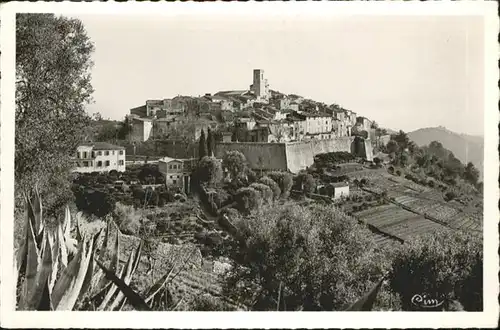 Saint-Paul-de-Vence Remparts Eglise Fontaine *