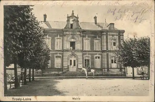 Trosly-Loire Mairie x
