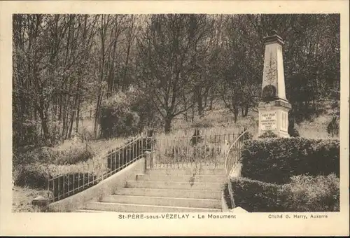 Vezelay Monument x