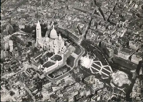 Paris Fliegeraufnahme Sacre Coeur *