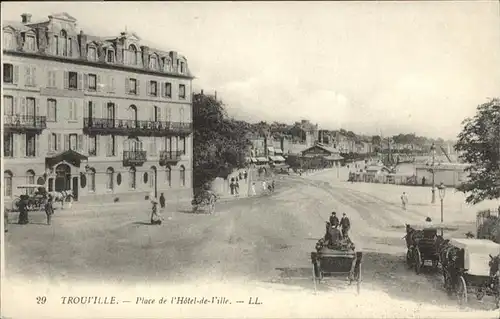 Trouville-sur-Mer Hotel de Ville Kutsche 