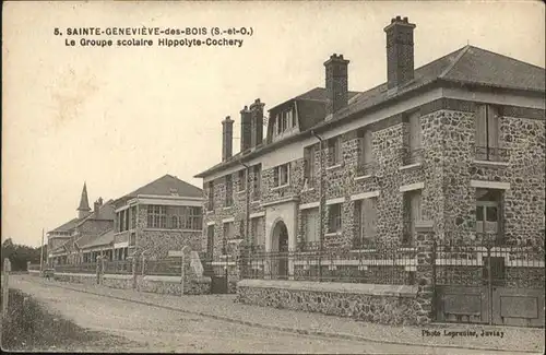 Sainte-Genevieve-des-Bois Essonne Groupe Scolaire Hippolyte-Cochery