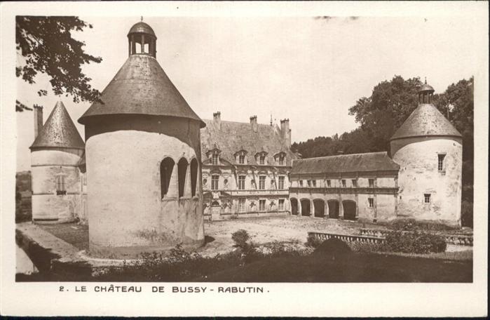 BussyleGrand Le Chateua de BussyRabutin Schloss / BussyleGrand