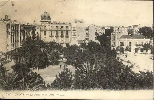 Tunis Place de la Gare / Tunis /