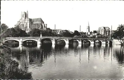 Auxerre Cathedrale Saint-Etienne Pont Paul-Bert / Auxerre /Arrond. d Auxerre