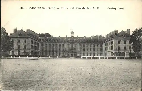 Saumur Ecole de Cavalerie / Saumur /Arrond. de Saumur