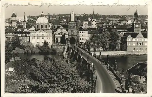 Prag Prahy Prague Altstadt
Karlsbruecke / Praha /