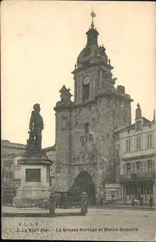 La Rochelle Charente-Maritime grosse Horloge Statue Duperre / La Rochelle /Arrond. de La Rochelle