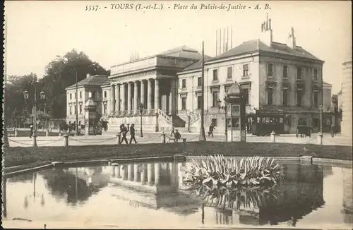 Tours Indre-et-Loire Place Palais de Justice Strassenbahn Teich / Tours /Arrond. de Tours