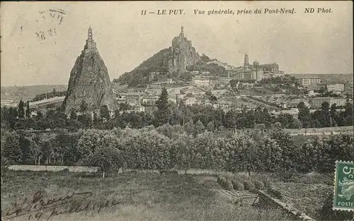 Le Puy-en-Velay Vue generale / Le Puy-en-Velay /Arrond. du Puy