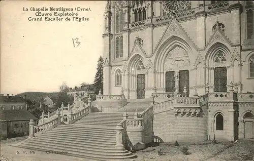 La Chapelle-Montligeon Escalier de l'Eglise / La Chapelle-Montligeon /Arrond. de Mortagne-au-Perche