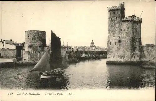 La Rochelle Charente-Maritime Sortie Port / La Rochelle /Arrond. de La Rochelle