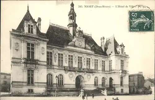 Niort Hotel de ville / Niort /Arrond. de Niort