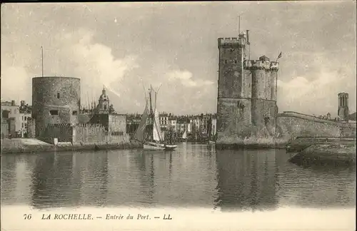 La Rochelle Charente-Maritime Entree du Port / La Rochelle /Arrond. de La Rochelle