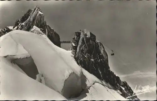 Chamonix-Mont-Blanc Teleferique Monde Aiguille Midi *