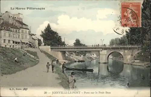 Joinville-le-Pont La Marne Bruecke x / Joinville-le-Pont /Arrond. de Nogent-sur-Marne