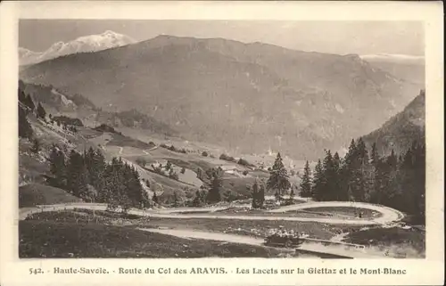 Col Aravis Les Lacets sur la Giettaz le Mont Blanc *