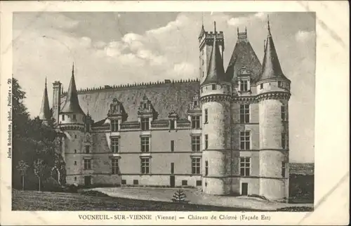 Vouneuil-sur-Vienne Chateau de Chistre x