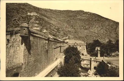 Villefranche-de-Conflent Chemin Ronde *