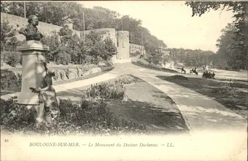 Boulogne-sur-Mer Monument Docteur Duchenne *