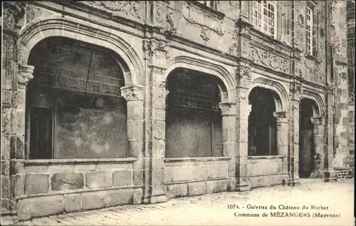 Mezangers Galeries Chateau Rocher Mayenne *