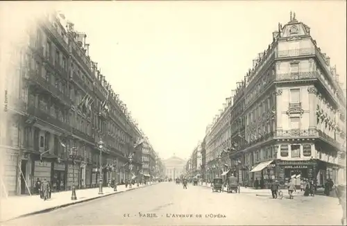 Paris L'Avenue de L'Opera *