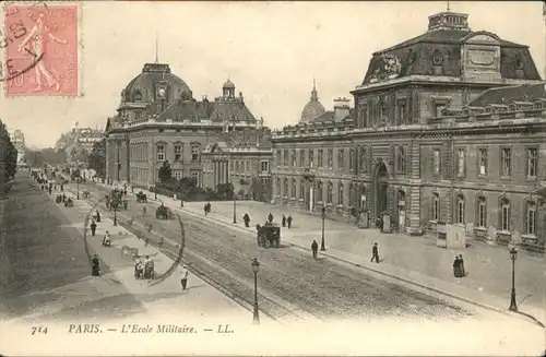 Paris Ecole Militaire x