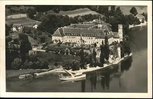 Hautecombe les bords du Lac du Bourget *