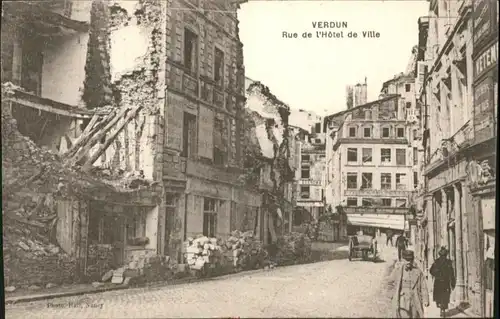 Verdun Rue de l'Hotel de Ville *