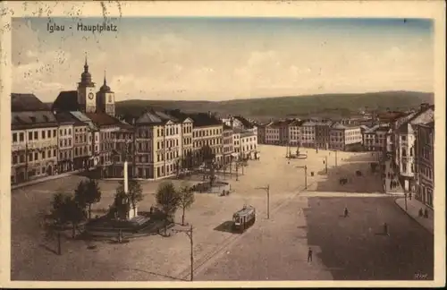 Iglau Hauptplatz Saeule Strassenbahn x