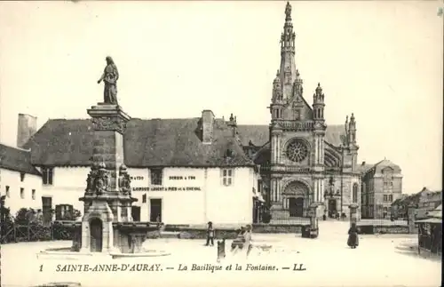 Sainte-Anne-d Auray Sainte-Anne-d'Auray Basilique Fontaine *