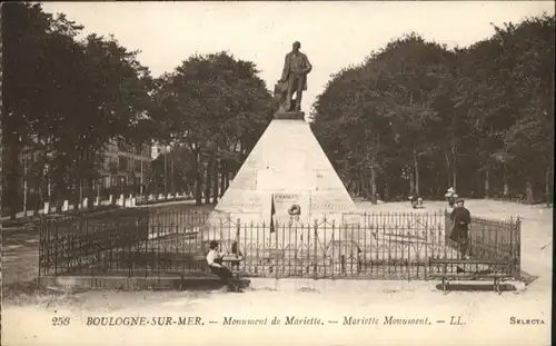 Boulogne-sur-Mer Monument Mariette  *