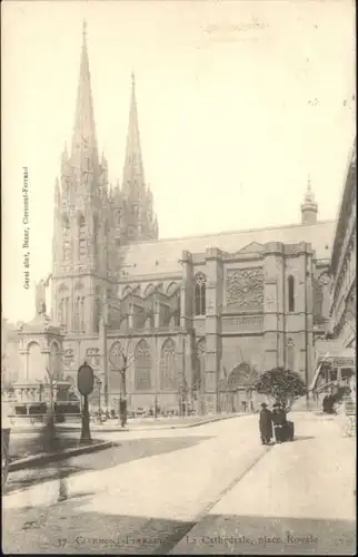 Clermont-Ferrand Cathedrale Place Royale x