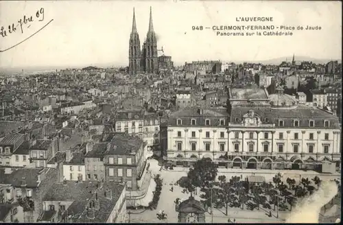 Clermont-Ferrand Place Jaude Cathedrale *